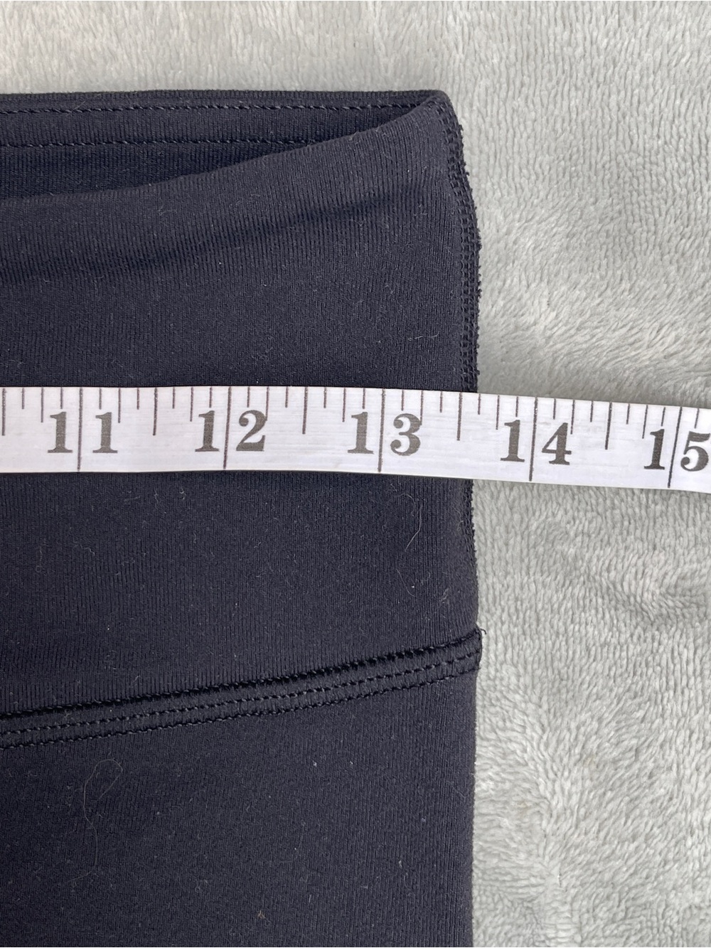 lululemon athletica Black cropped leggings yoga Pilates activewear loungewear 6 - Picture 5 of 6
